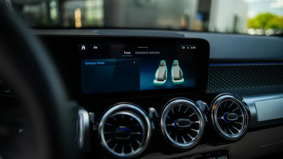 MERCEDES-BENZ GLB GLB 200 mHEV Progressive 7G-DCT