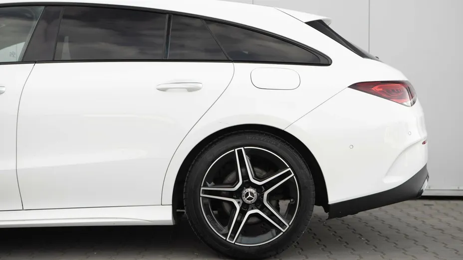 MERCEDES-BENZ CLA CLA 200 AMG Line 7G-DCT