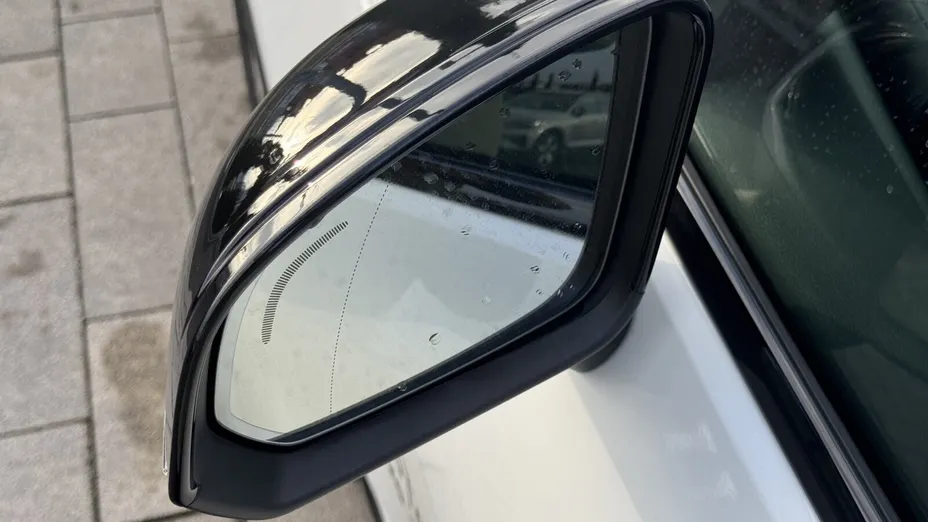 VOLVO XC40 XC40 82kWh P8 Recharge AWD Plus aut