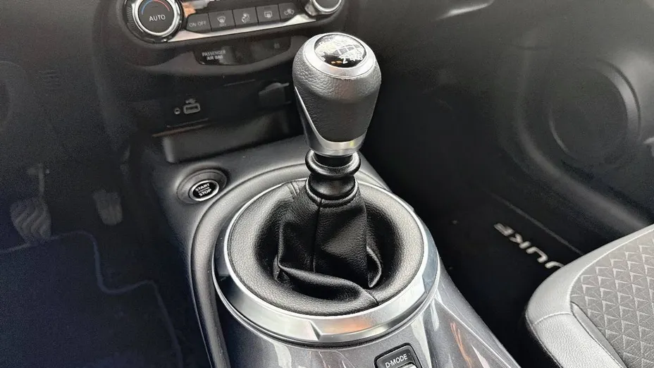 NISSAN Juke -