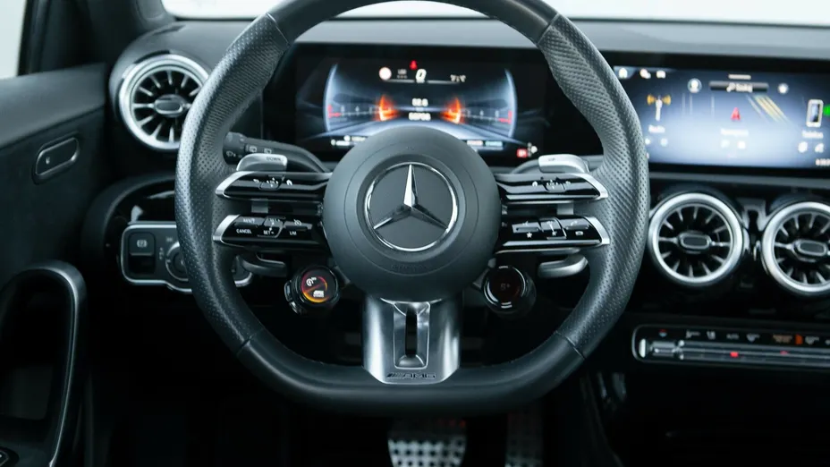 MERCEDES-BENZ A Klasa A 35 AMG 4-Matic 8G-DCT