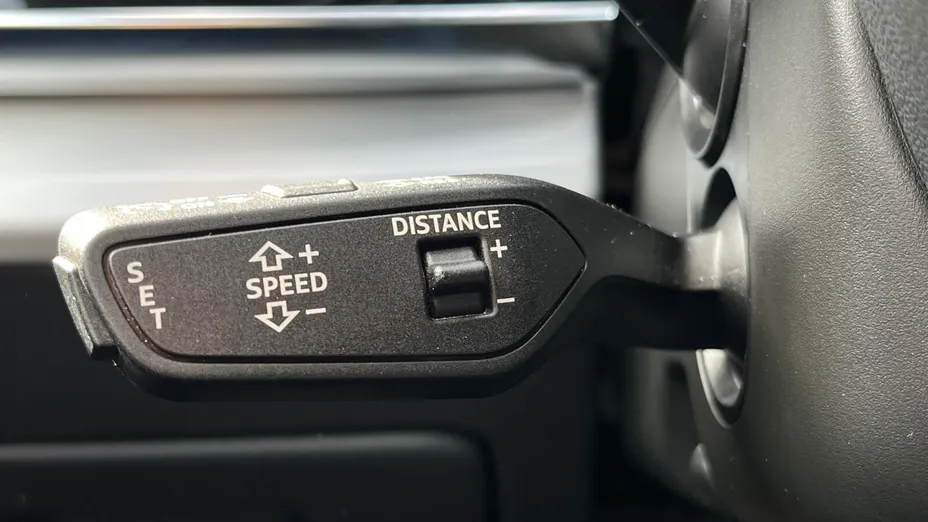 AUDI SQ8 -