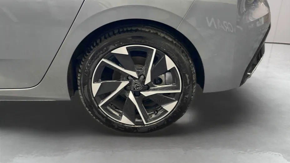 PEUGEOT 308 -