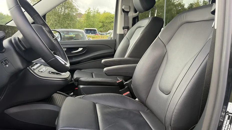 MERCEDES-BENZ V Klasa V 300 d 9G-Tronic Avantgarde (ekstra dł)