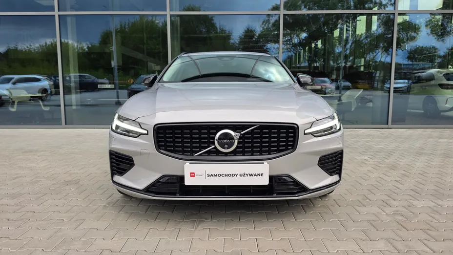 VOLVO V60 V60 T6 AWD Plug-In Hybrid Plus Dark aut