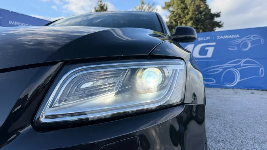 AUDI SQ5 -