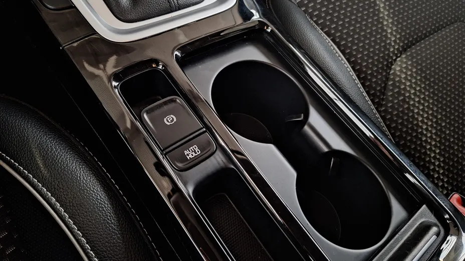 KIA Cee'd Ceed 1.4 T-GDI L Business Line DCT