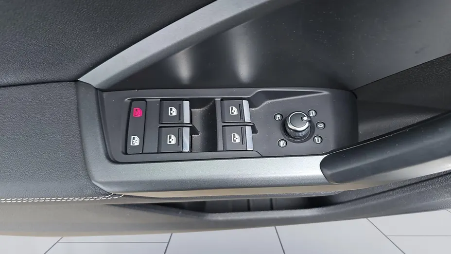 AUDI Q3 Q3 35 TFSI mHEV S-Line S tronic