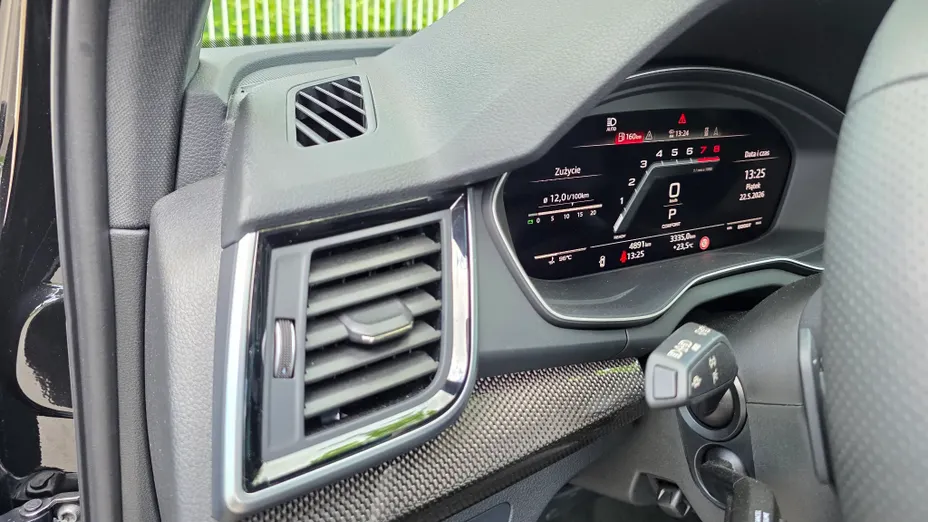 AUDI SQ5 -