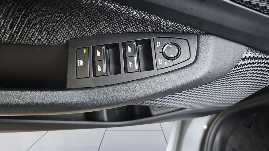 BMW Seria 2 218i aut