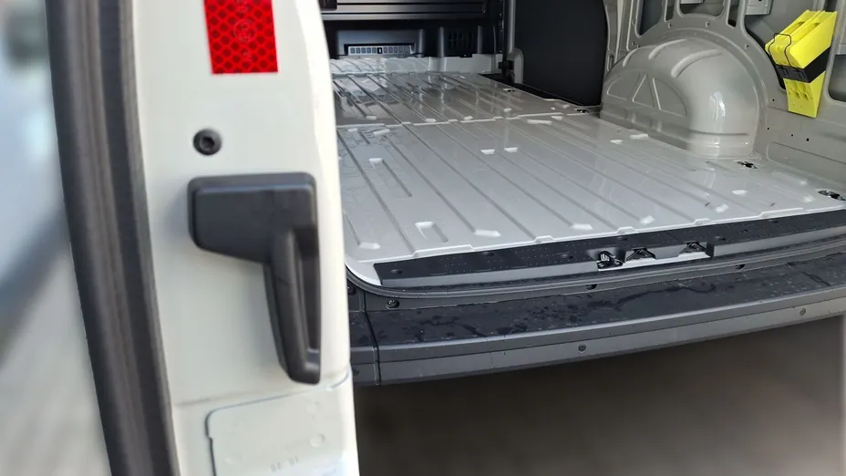 VOLKSWAGEN Crafter Crafter 35 BiTDI (11,3m3) Nowy
