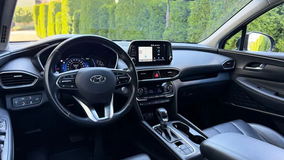 HYUNDAI Santa Fe -