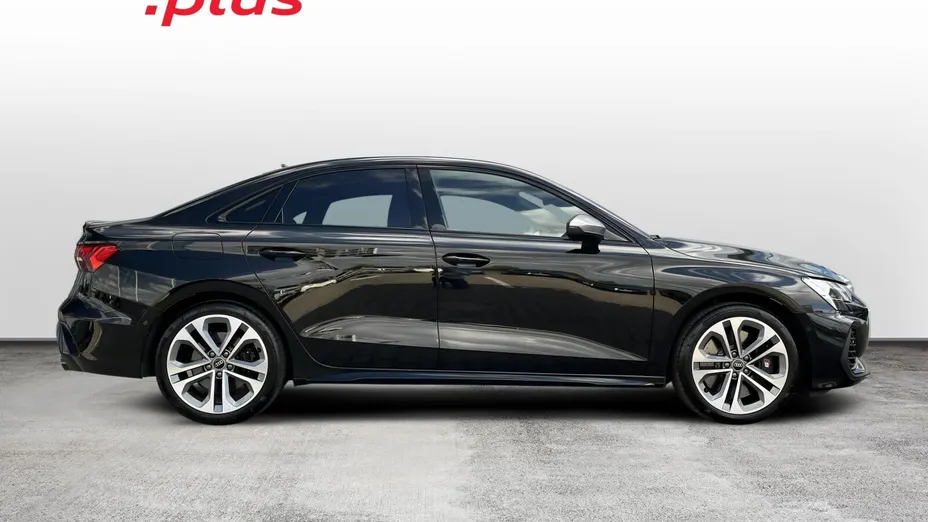 AUDI S3 -