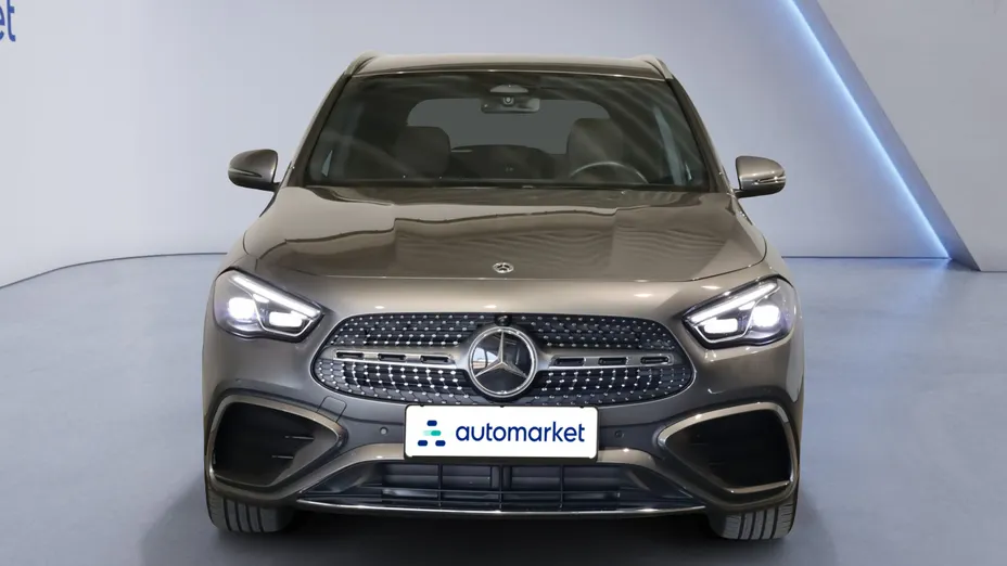 MERCEDES-BENZ GLA GLA 200 d AMG Line 8G-DCT
