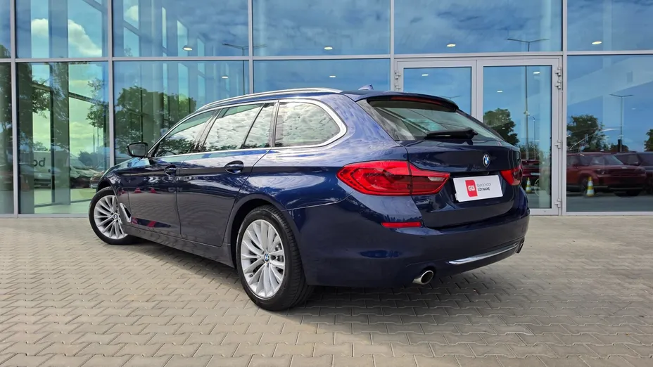 BMW Seria 5 530d Luxury Line aut