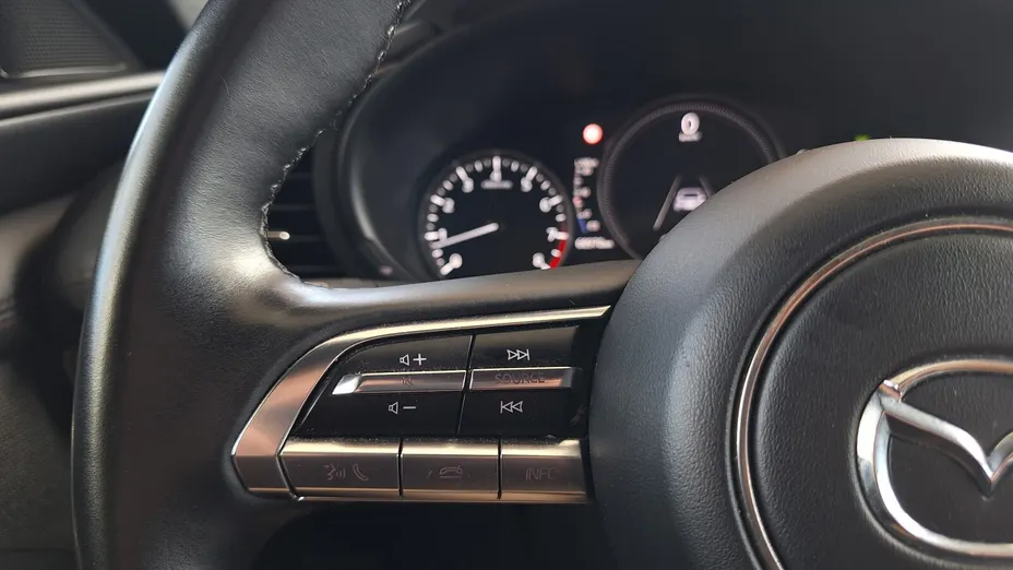 MAZDA 3 3 2.0 mHEV Hikari