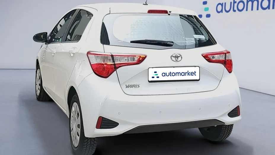 TOYOTA Yaris Yaris 1.5 Active