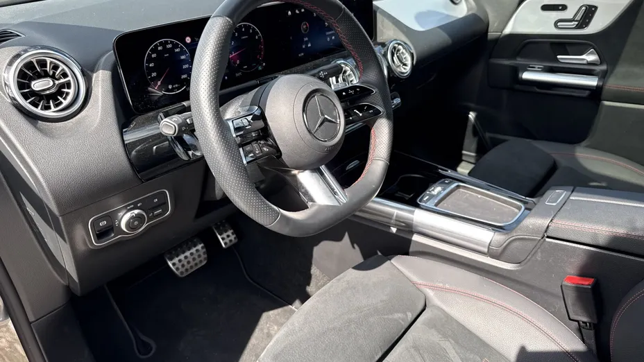 MERCEDES-BENZ GLA GLA 200 mHEV AMG Line 7G-DCT