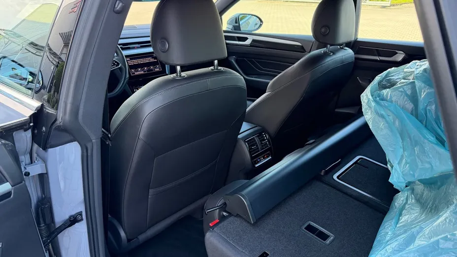 VOLKSWAGEN Arteon -