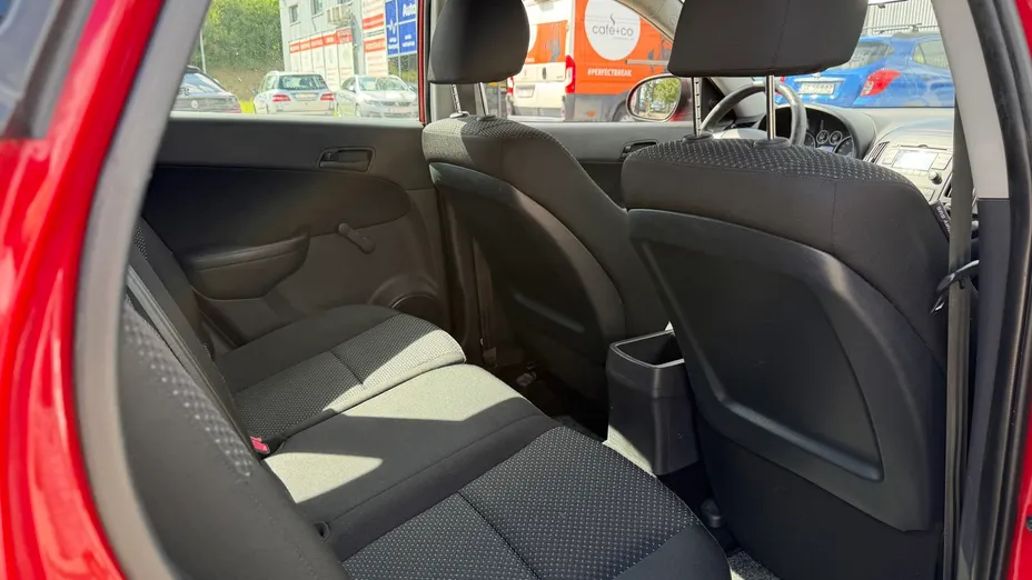 HYUNDAI i30 i30 1.4 Comfort