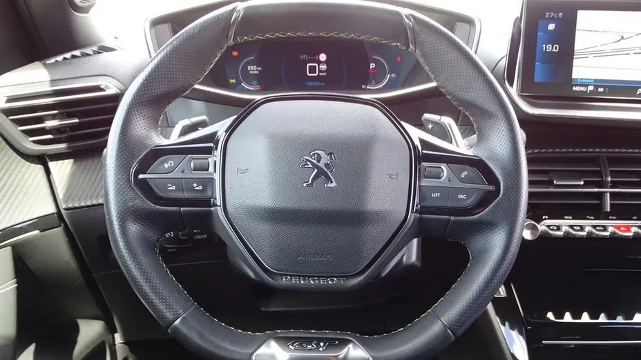 PEUGEOT 2008 -
