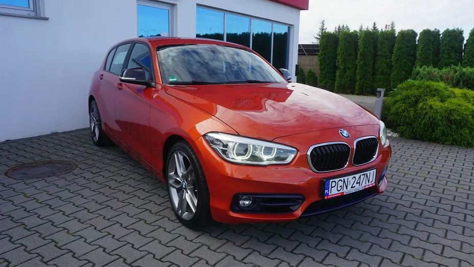 BMW Seria 1 120d Sport Line sport-aut
