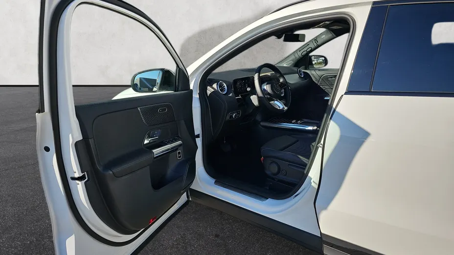 MERCEDES-BENZ GLA GLA 180 mHEV Progressive 7G-DCT