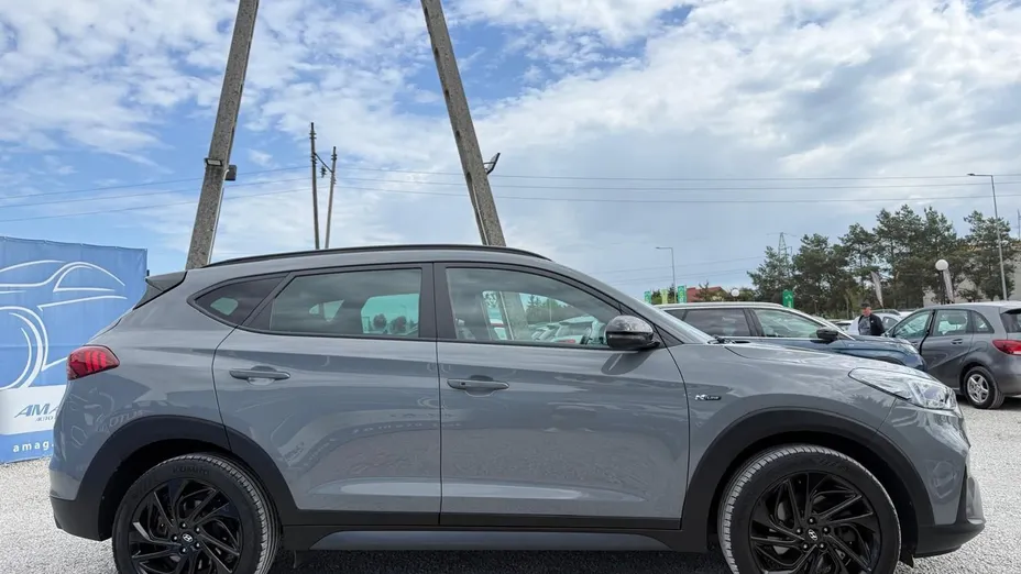 HYUNDAI Tucson -