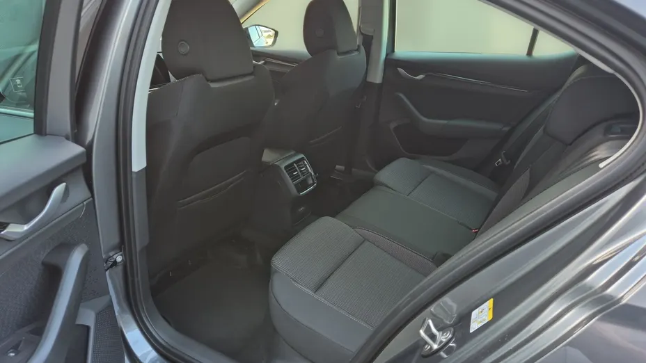 SKODA Octavia Octavia 2.0 TSI Drive Selection 4x4 DSG Nowy