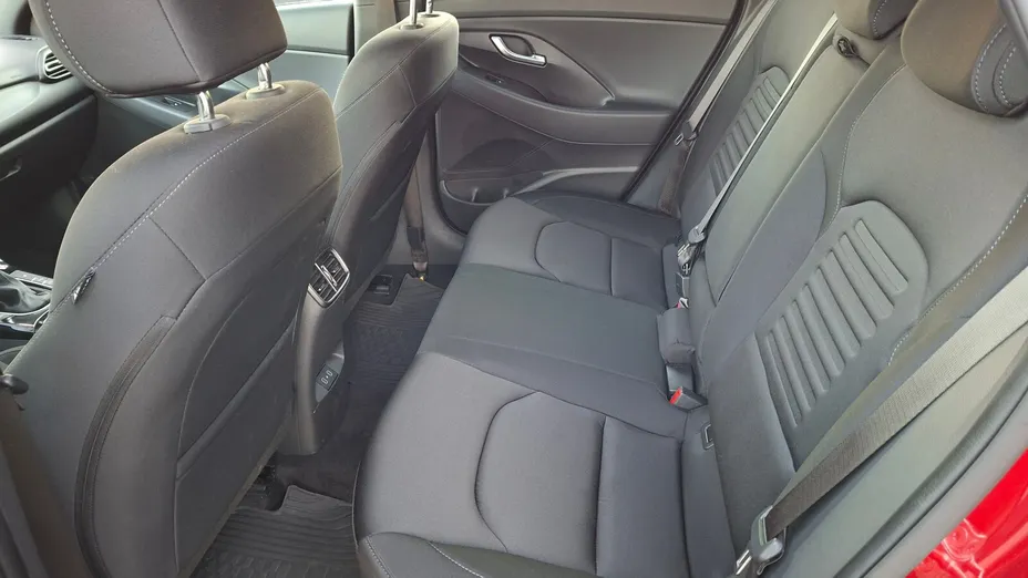 HYUNDAI i30 i30 1.5 T-GDI 48V Smart DCT