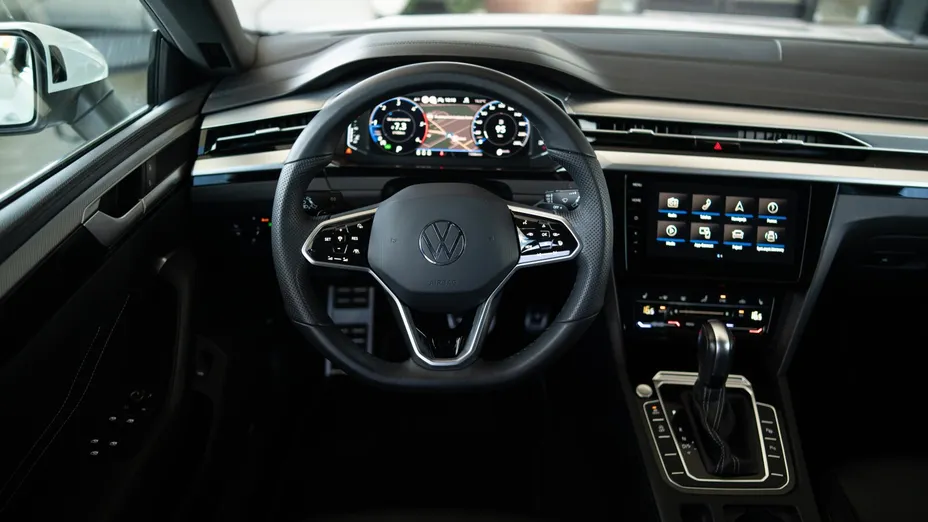 VOLKSWAGEN Arteon Arteon 2.0 TDI R-Line DSG