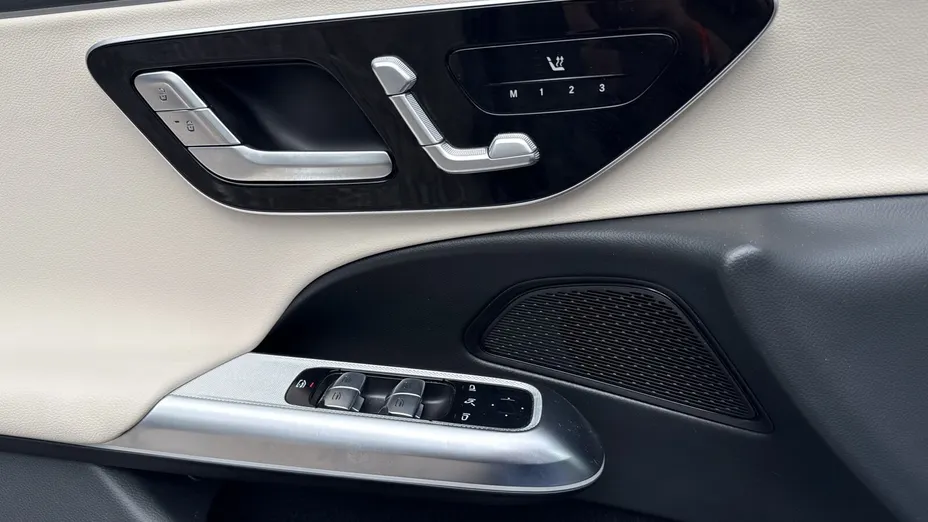 MERCEDES-BENZ E Klasa E 220 d mHEV 4-Matic Avantgarde 9G-Tronic