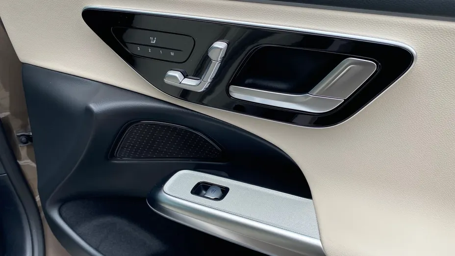 MERCEDES-BENZ E Klasa E 220 d mHEV Avantgarde 9G-Tronic