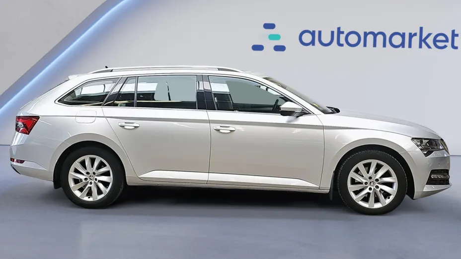 SKODA Superb Superb 2.0 TDI SCR Ambition