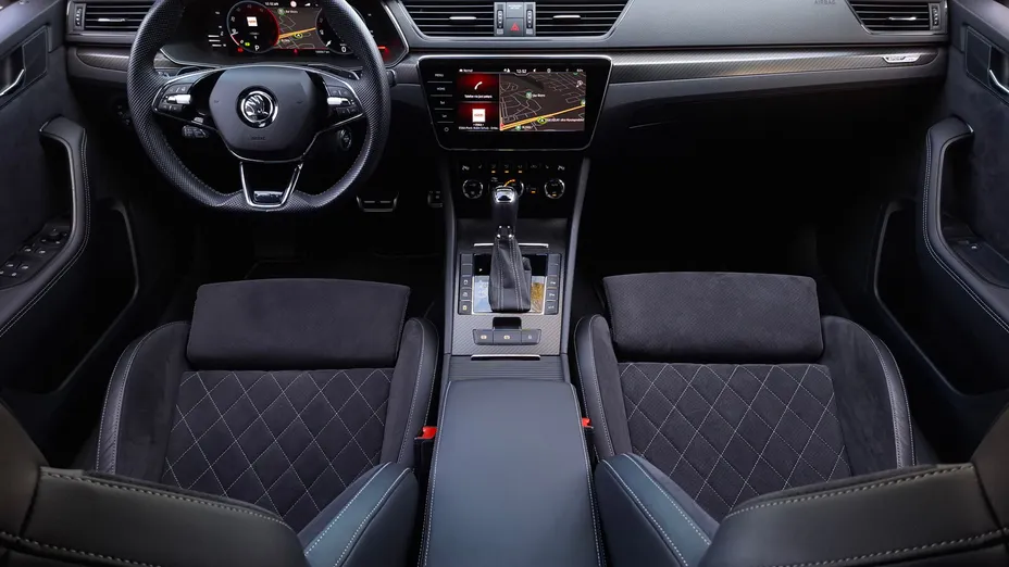 SKODA Superb Superb 2.0 TDI SCR Sportline DSG