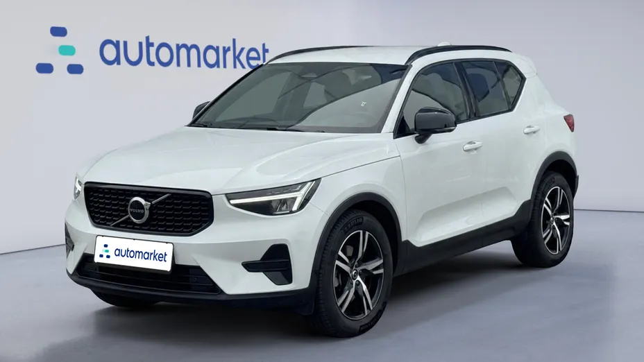 VOLVO XC40 XC40 B3 Plus Dark aut