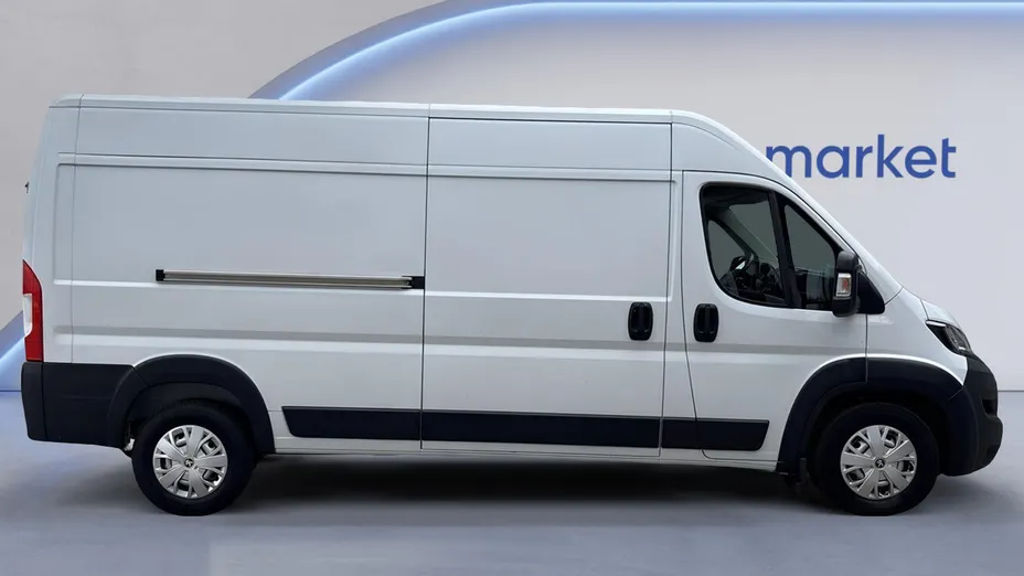 PEUGEOT Boxer Boxer 435 BlueHDi L3H2