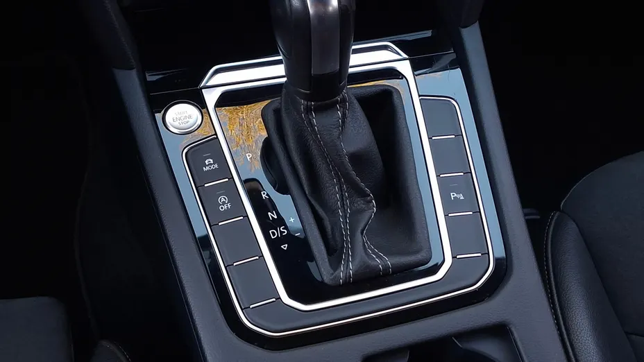 VOLKSWAGEN Arteon Arteon 2.0 TDI R-Line DSG