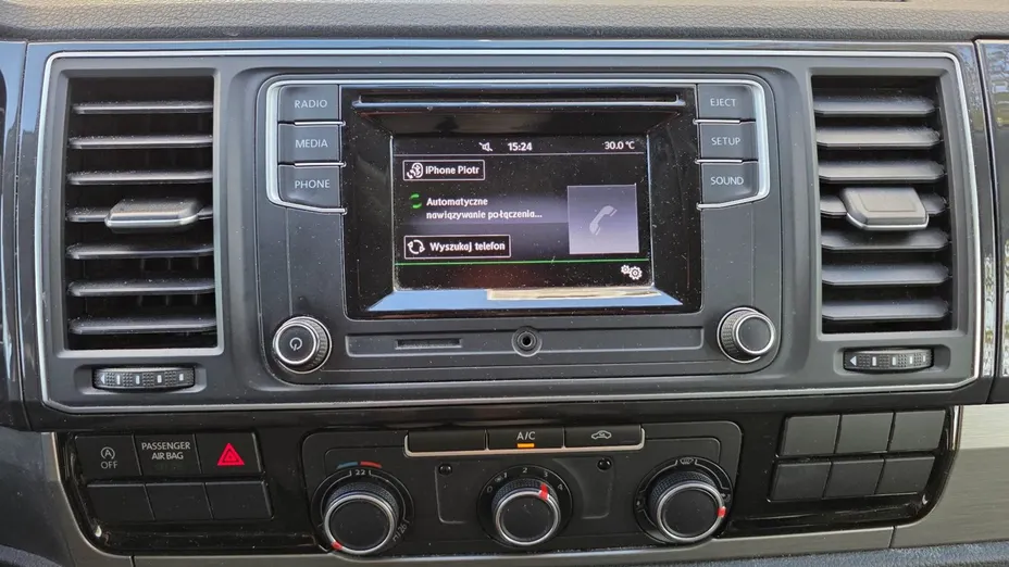 VOLKSWAGEN Transporter -