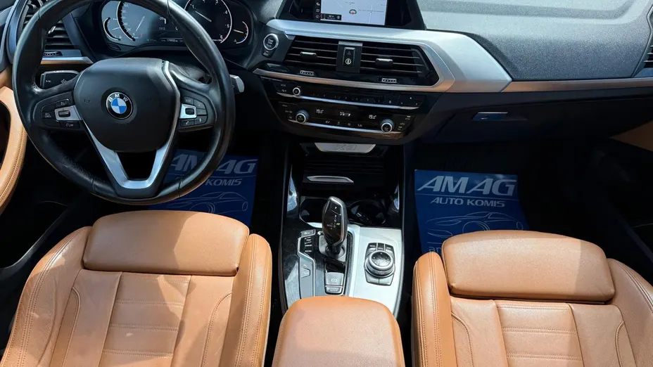 BMW X3 -