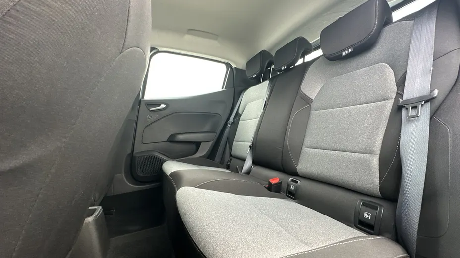 RENAULT Clio -