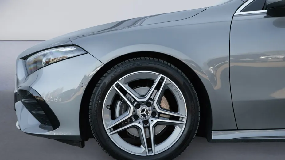 MERCEDES-BENZ A Klasa A 200 AMG Line 7G-DCT