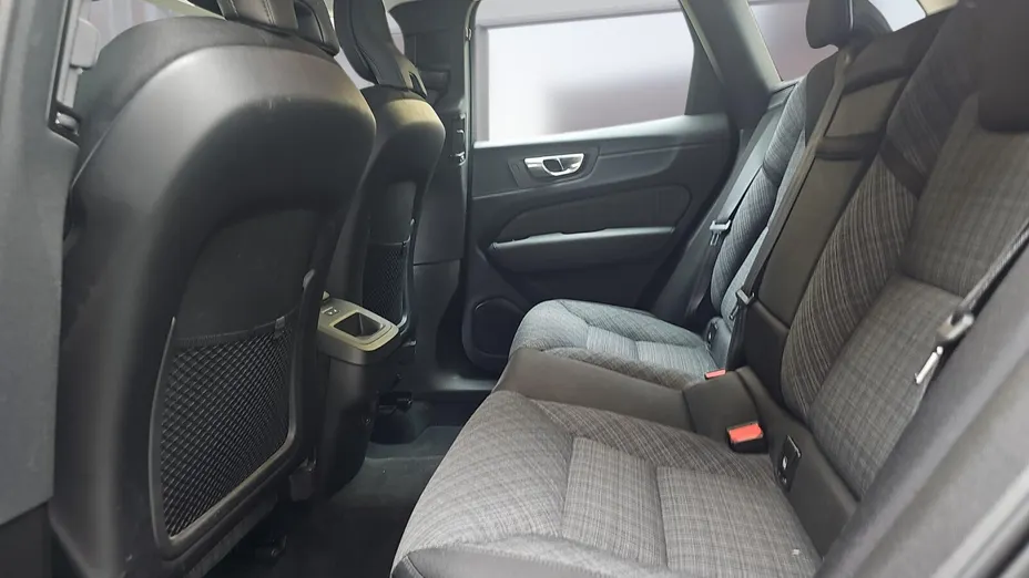 VOLVO XC60 XC60 B4 B Essential aut