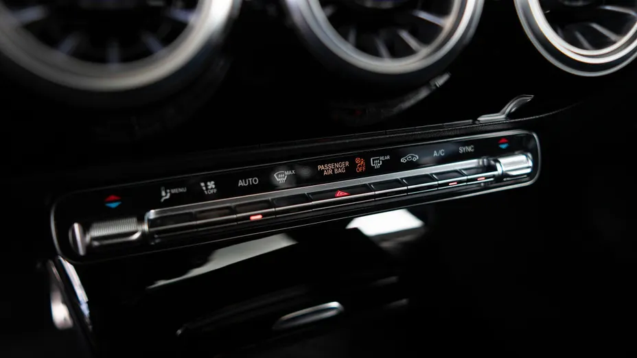 MERCEDES-BENZ CLA CLA 220 mHEV 4-Matic AMG Line 8G-DCT