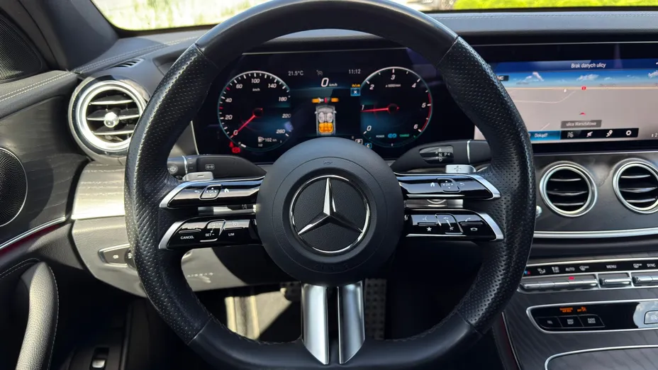 MERCEDES-BENZ E Klasa E 220 d 4-Matic AMG