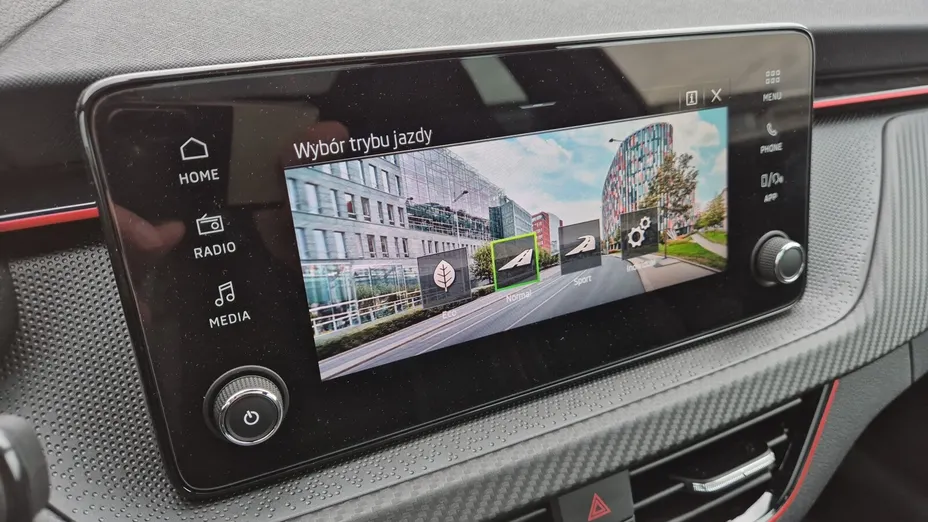 SKODA Kamiq Kamiq 1.0 TSI Monte Carlo DSG Nowy