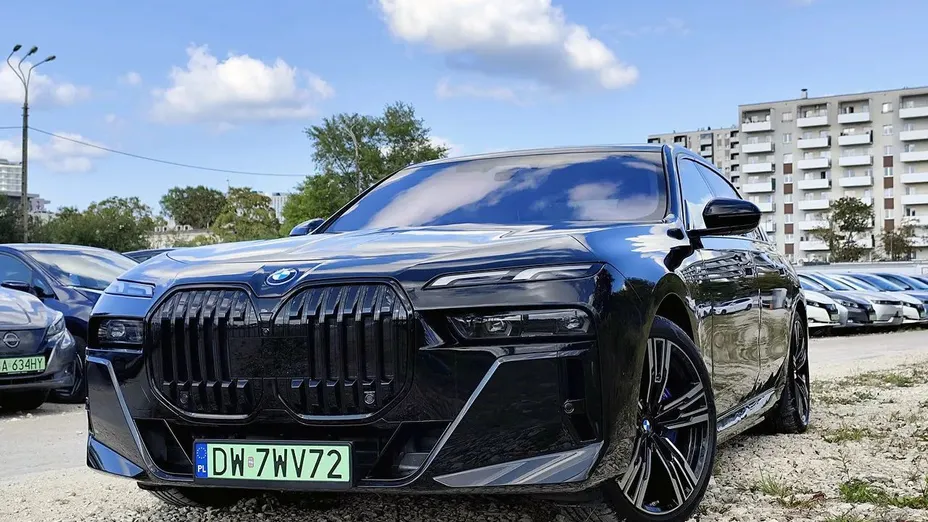 BMW i7 i7 105.7kWh eDrive50 Individual Edition