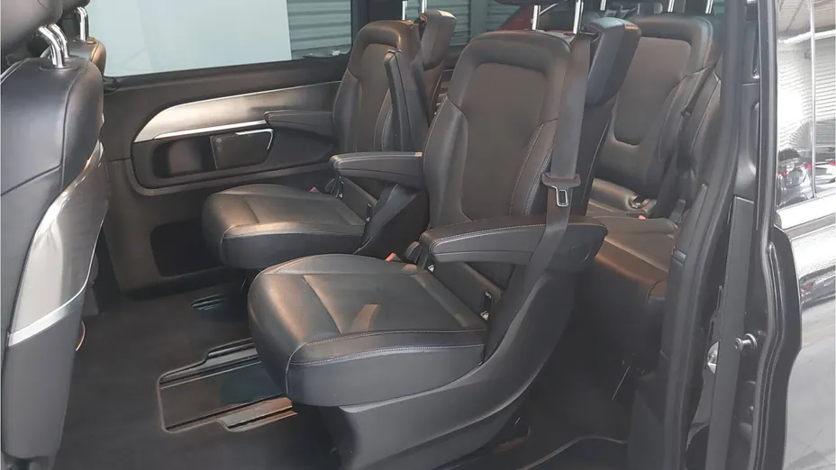 MERCEDES-BENZ V Klasa V 300 d 4-Matic Exclusive 9G-Tronic (długi)