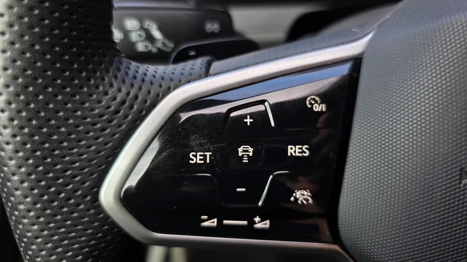 VOLKSWAGEN Arteon Arteon 2.0 TDI R-Line DSG