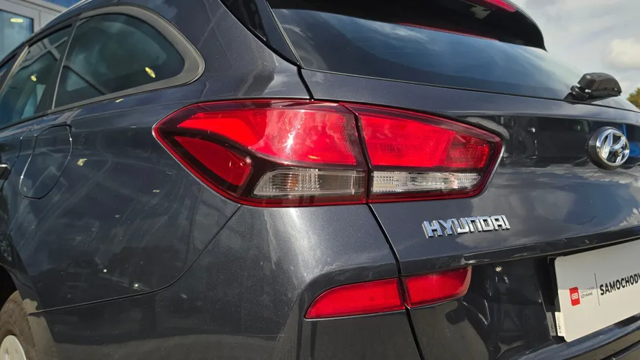HYUNDAI i30 i30 1.6 D Classic +